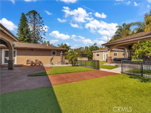 959  Rodeo  , Fullerton, CA