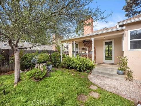 704  Grandview  , Fullerton, CA