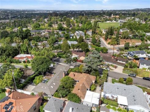 704  Grandview  , Fullerton, CA