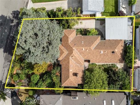 704  Grandview  , Fullerton, CA