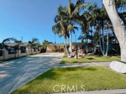 431 E Rosslynn  , Fullerton, CA