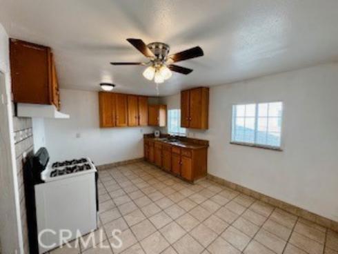 431 E Rosslynn  , Fullerton, CA