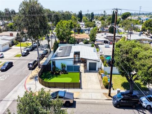 517 S Richman  , Fullerton, CA