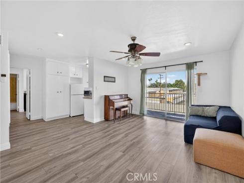 400 N Acacia  D35 , Fullerton, CA