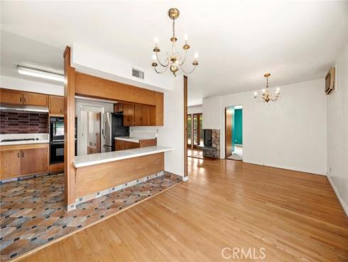 1018  Stanford   Avenue, Fullerton, CA