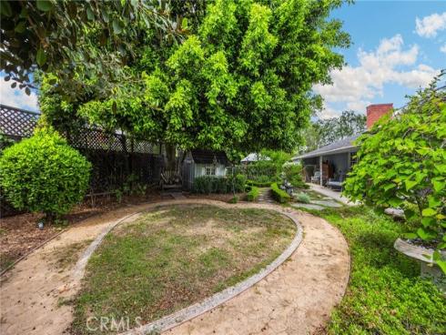 419 E Sunny Hills   Road, Fullerton, CA