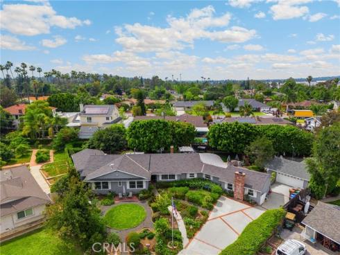 419 E Sunny Hills   Road, Fullerton, CA