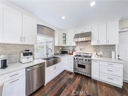 812 N Euclid  , Fullerton, CA