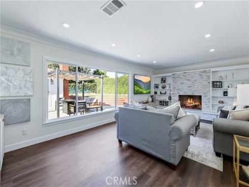 812 N Euclid  , Fullerton, CA