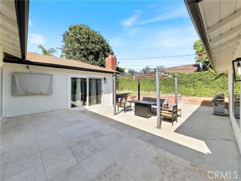 812 N Euclid  , Fullerton, CA