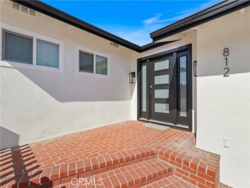 812 N Euclid  , Fullerton, CA