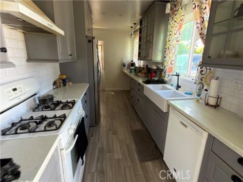 1006  Nicklett  , Fullerton, CA