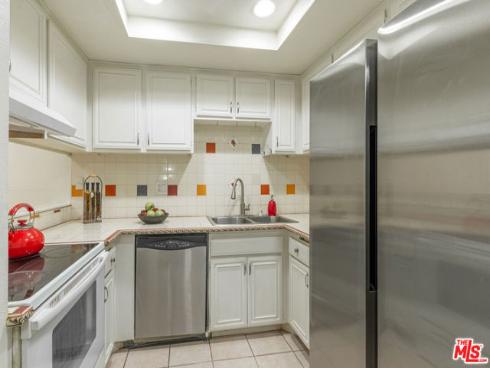 3026  Associated  96  Road, Fullerton, CA