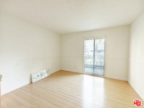 3026  Associated  96  Road, Fullerton, CA