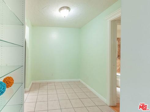 3026  Associated  96  Road, Fullerton, CA