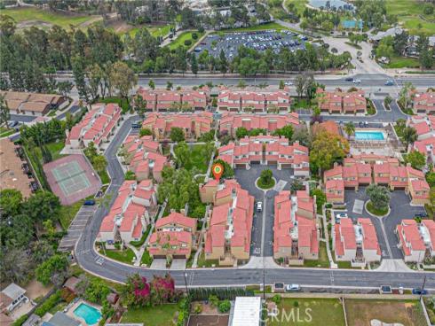 2758 Via Hacienda 98 , Fullerton, CA