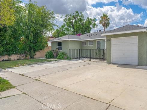2106 W Olive  , Fullerton, CA