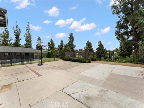 510 W Laguna   Road, Fullerton, CA