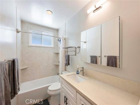 1600 W Orangethorpe  , Fullerton, CA