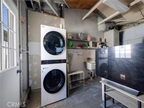 1600 W Orangethorpe  , Fullerton, CA