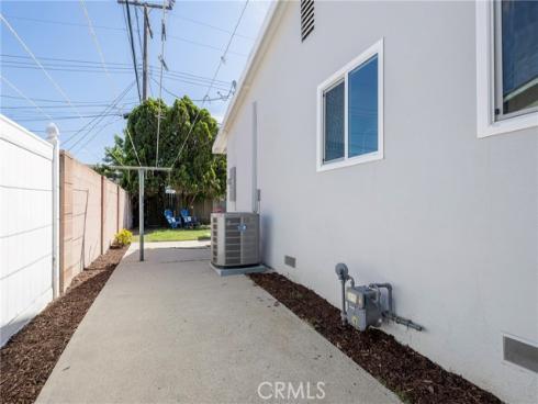 1600 W Orangethorpe  , Fullerton, CA