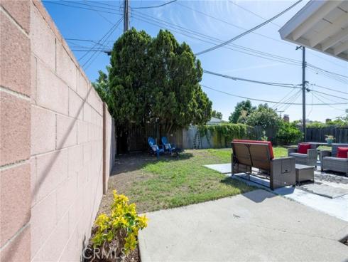 1600 W Orangethorpe  , Fullerton, CA