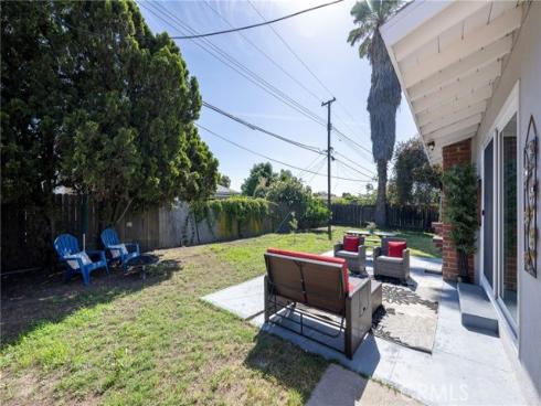 1600 W Orangethorpe  , Fullerton, CA