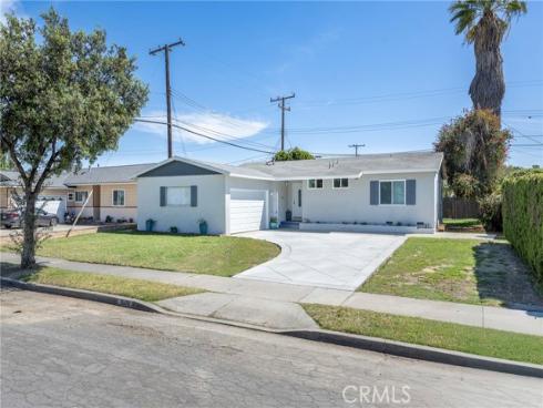 1600 W Orangethorpe  , Fullerton, CA