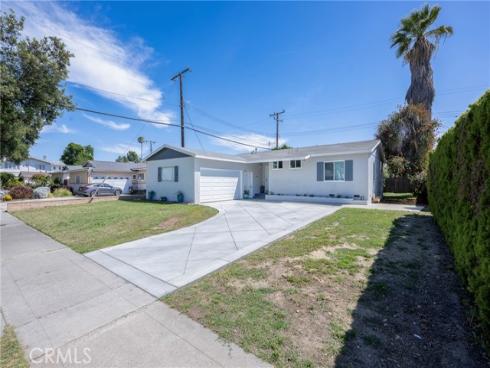 1600 W Orangethorpe  , Fullerton, CA