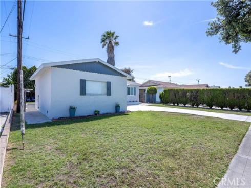 1600 W Orangethorpe  , Fullerton, CA