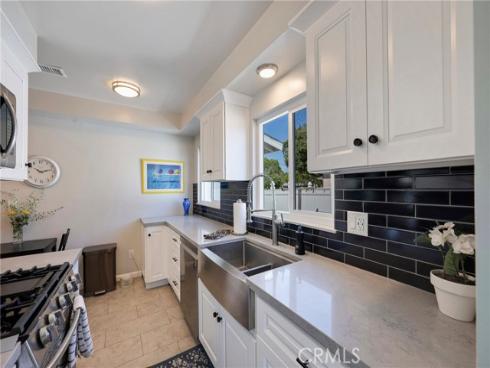 1600 W Orangethorpe  , Fullerton, CA