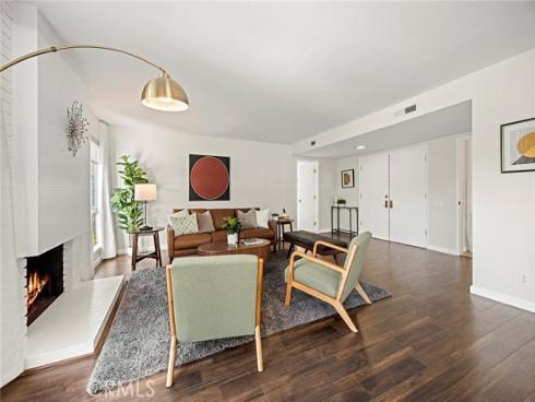 620 E Glenwood  , Fullerton, CA