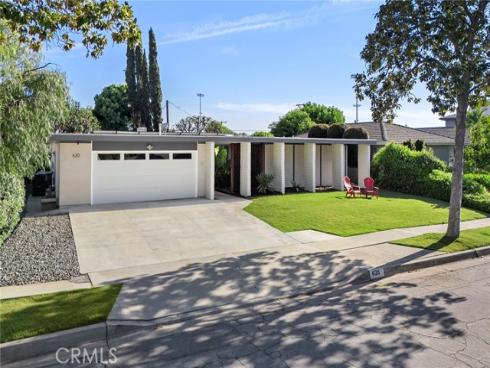 620 E Glenwood  , Fullerton, CA