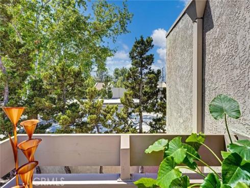 3010  Associated  133  Road, Fullerton, CA