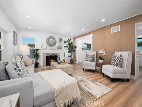 530  Stanford  , Fullerton, CA