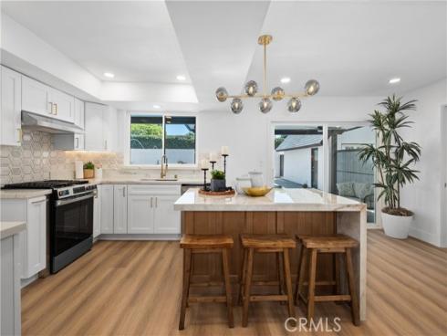 530  Stanford  , Fullerton, CA