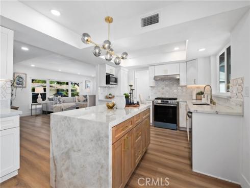 530  Stanford  , Fullerton, CA