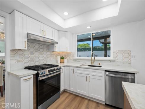 530  Stanford  , Fullerton, CA