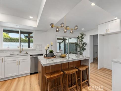 530  Stanford  , Fullerton, CA