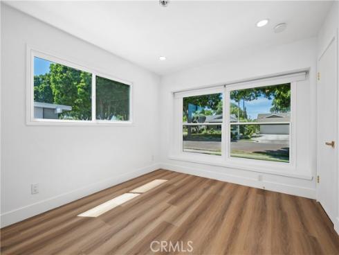 530  Stanford  , Fullerton, CA