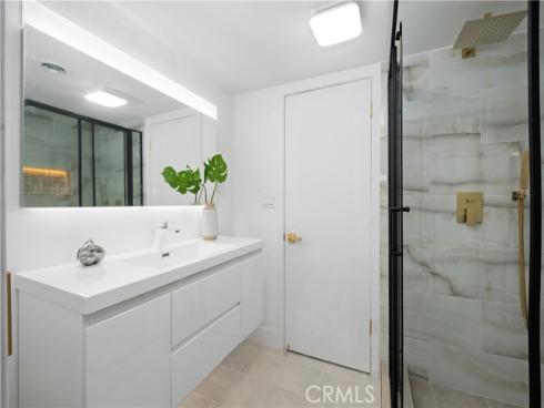 530  Stanford  , Fullerton, CA