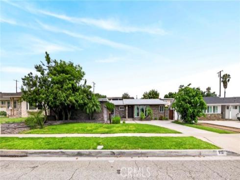 912  El Dorado   Drive, Fullerton, CA