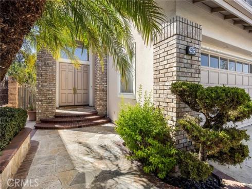 2565  Brennen   Way, Fullerton, CA