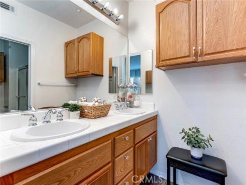 1264  Mcfadden  , Fullerton, CA