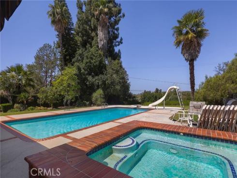 2441  Terraza  , Fullerton, CA