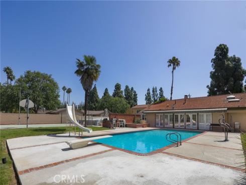2441  Terraza  , Fullerton, CA