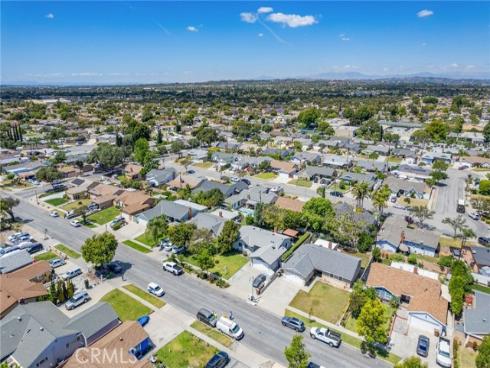 443 W Houston  , Fullerton, CA