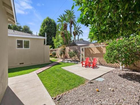 300 N Wayne , Fullerton, CA