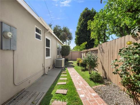 300 N Wayne , Fullerton, CA
