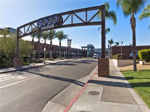 300 N Wayne , Fullerton, CA